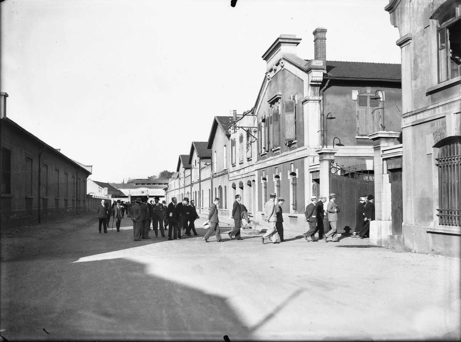 [Visite de la Société des Usines Chimiques Rhône-Poulenc à Saint-Fons]