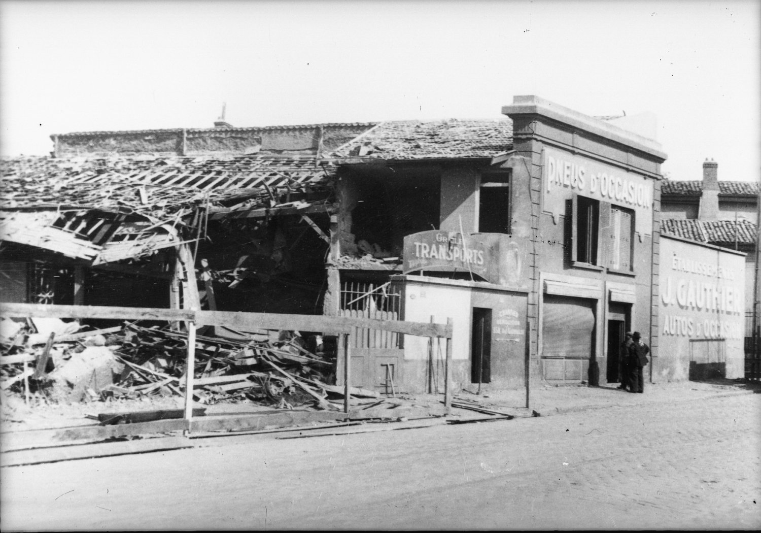 [Bombardement de Lyon par l'aviation alliée, le 26 mai 1944]