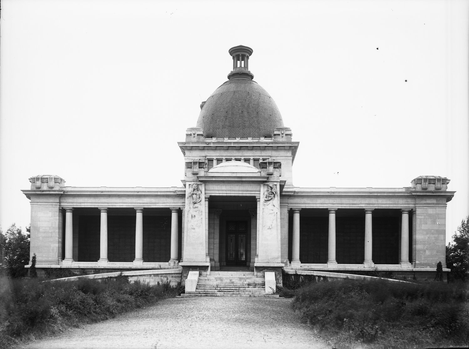 [Le Crématoire du cimetière de la Guillotière]