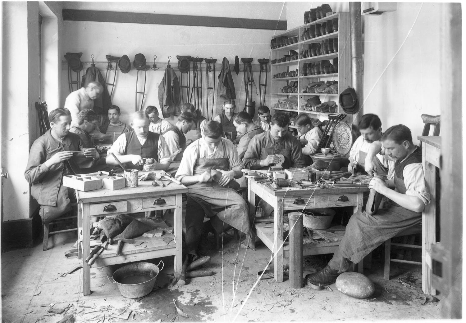 [Ecole professionnelle municipale de blessés militaires : l'ancien atelier de cordonnerie]