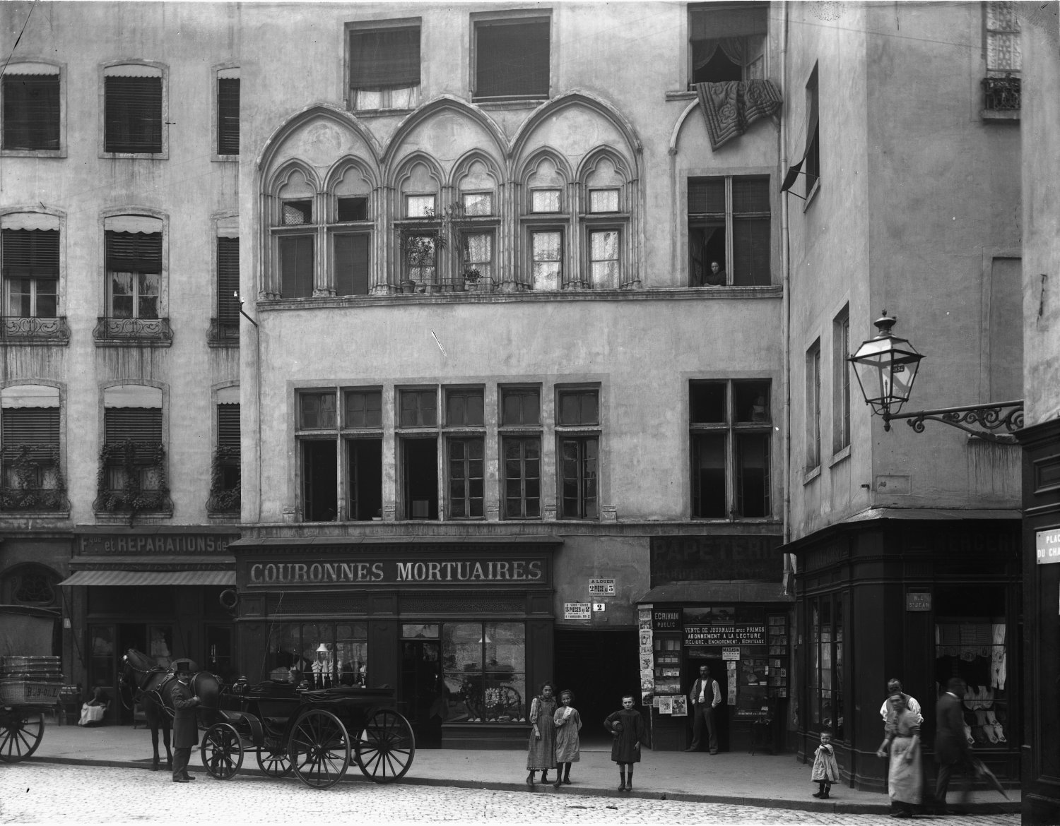 [Façade de la maison Thomassin]