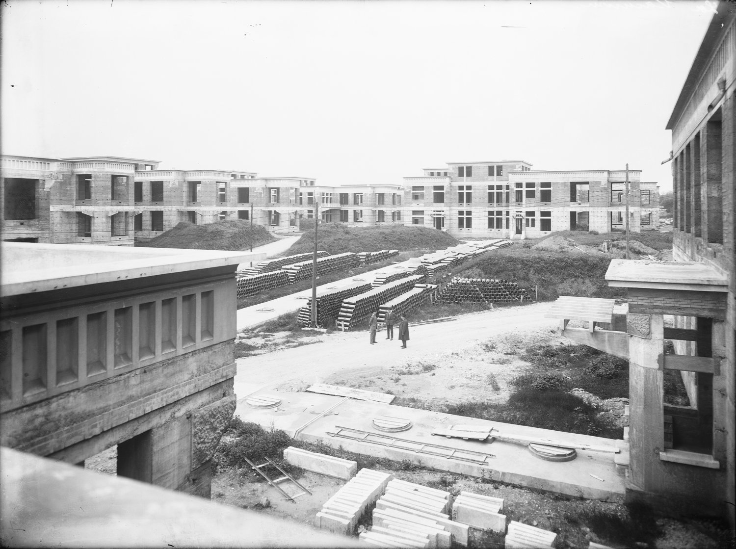 [Construction de l'hôpital Grange-Blanche (Hôpital Edouard-Herriot)]