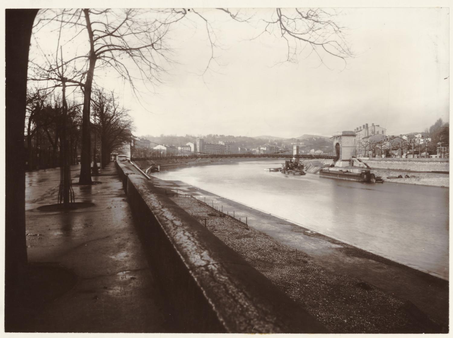 [Pont Mouton, à Vaise]