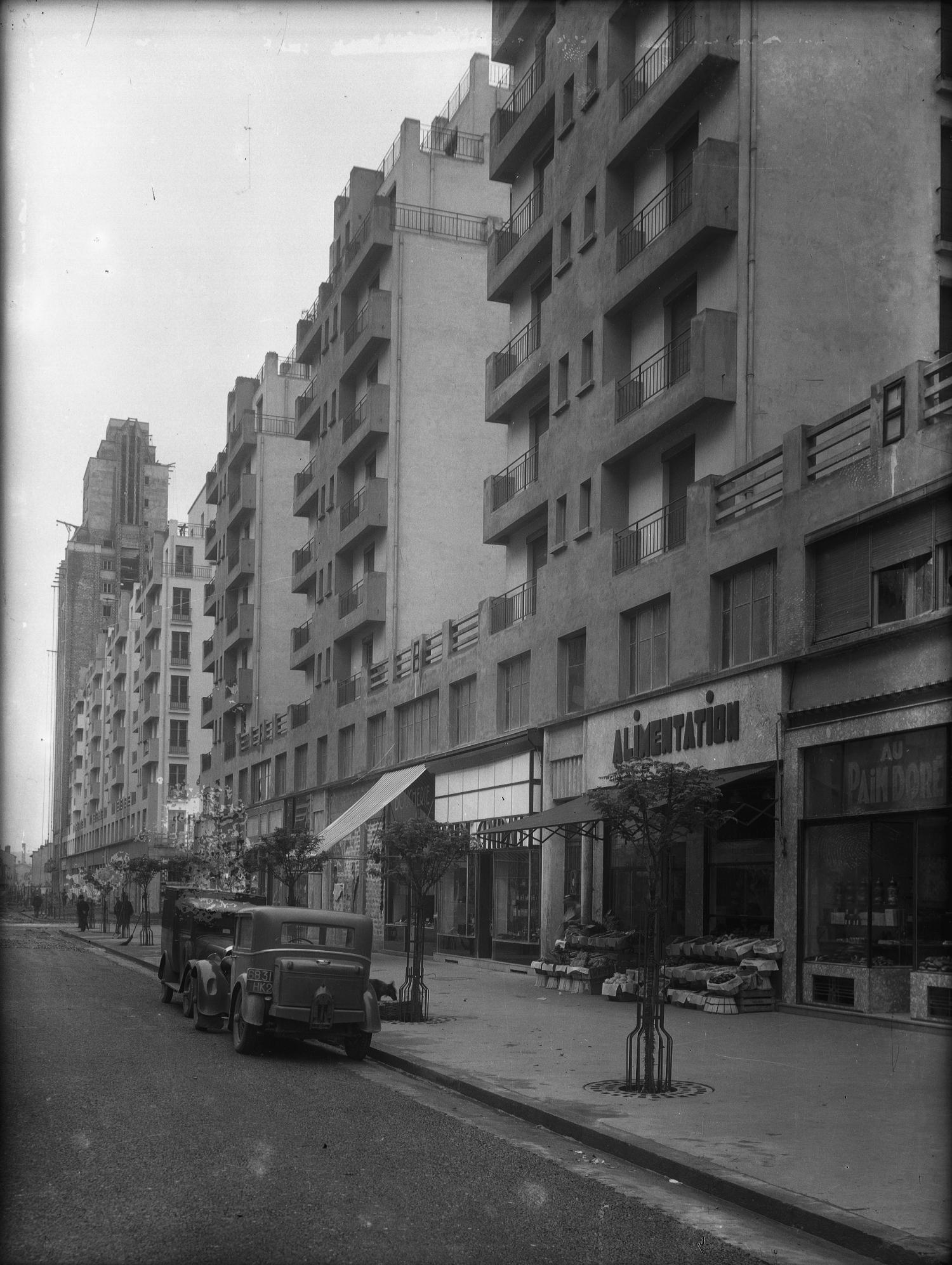 [L'Avenue Henri-Barbusse à Villeurbanne]