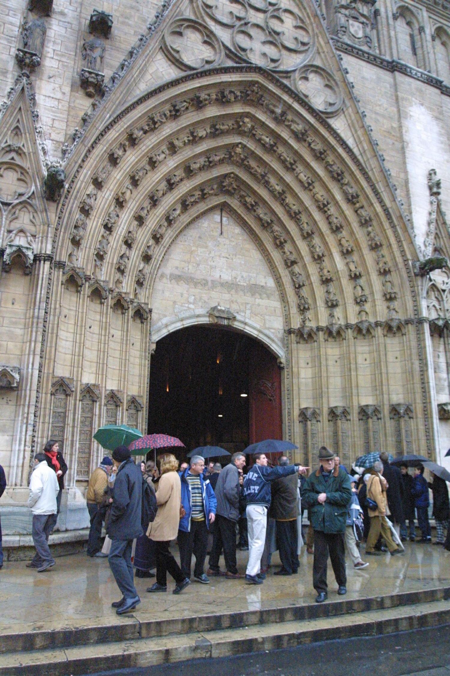 [Messe de Noël en la Primatiale Saint-Jean, 25 décembre 2000]