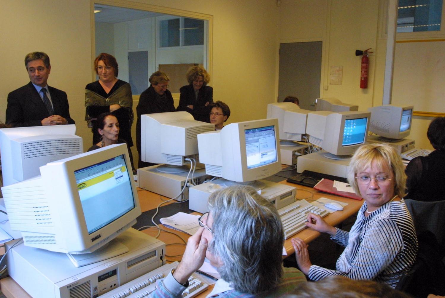 [Collège Bellecombe de Lyon : formation aux Technologies de l'information et de la communication]