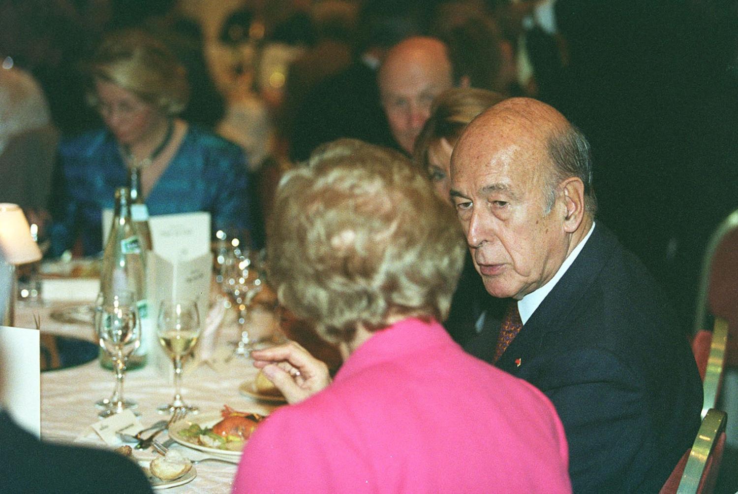 [Diner-débat en compagnie de Valéry Giscard d'Estaing]