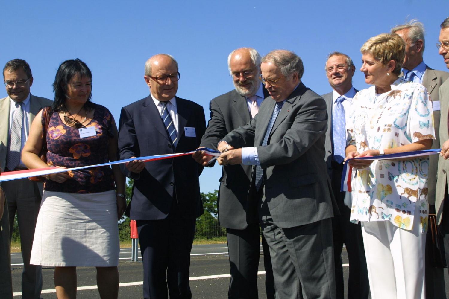 [Aménagement du territoire : inauguration de l'autoroute A432]