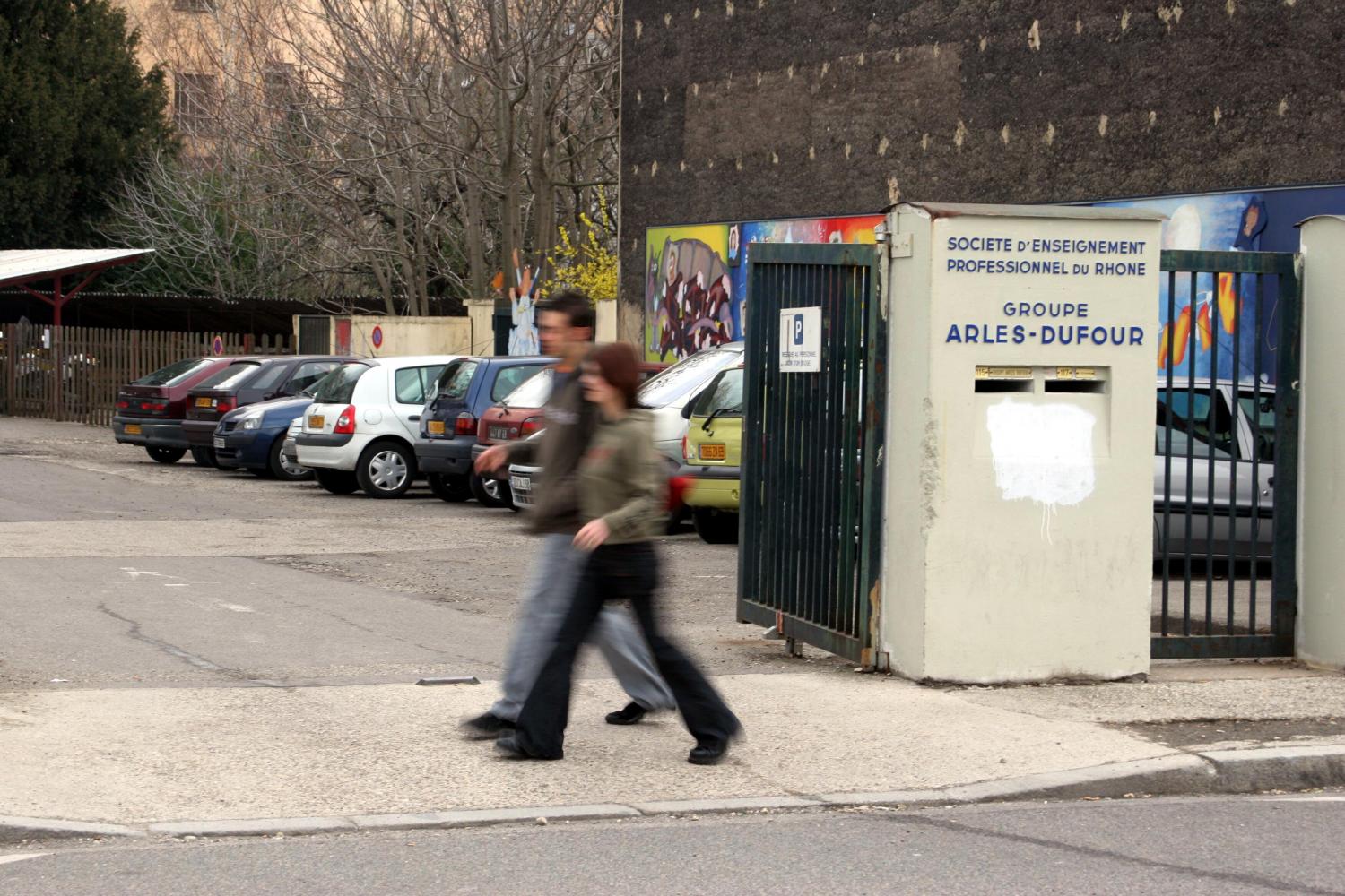 [Société d'enseignement professionnel du Rhône (SEPR) : groupe Arlès-Dufour]