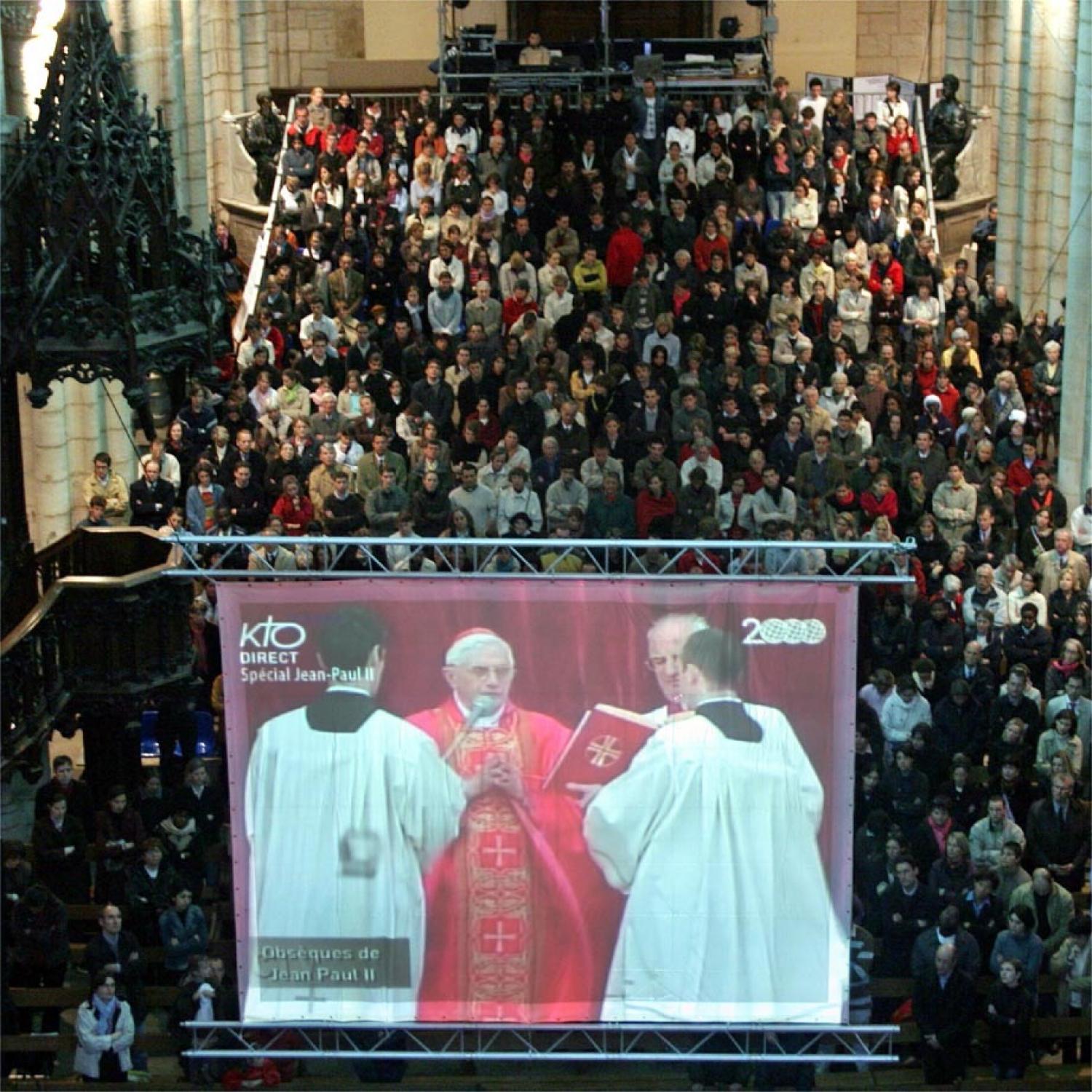 [Décès du souverain pontife Jean-Paul II : retransmission des obsèques à l'église Saint-Nizier]