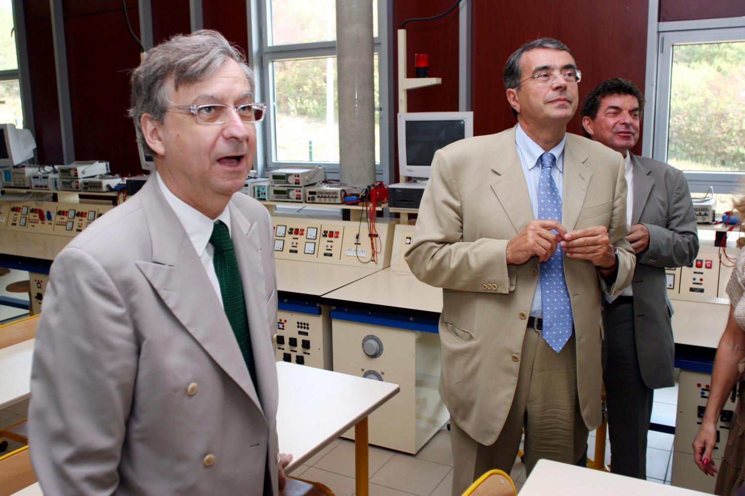 [Visite de Jean-Jack Queyranne et Alain Morvan au lycée Albert-Camus de Rillieux-la-Pape]