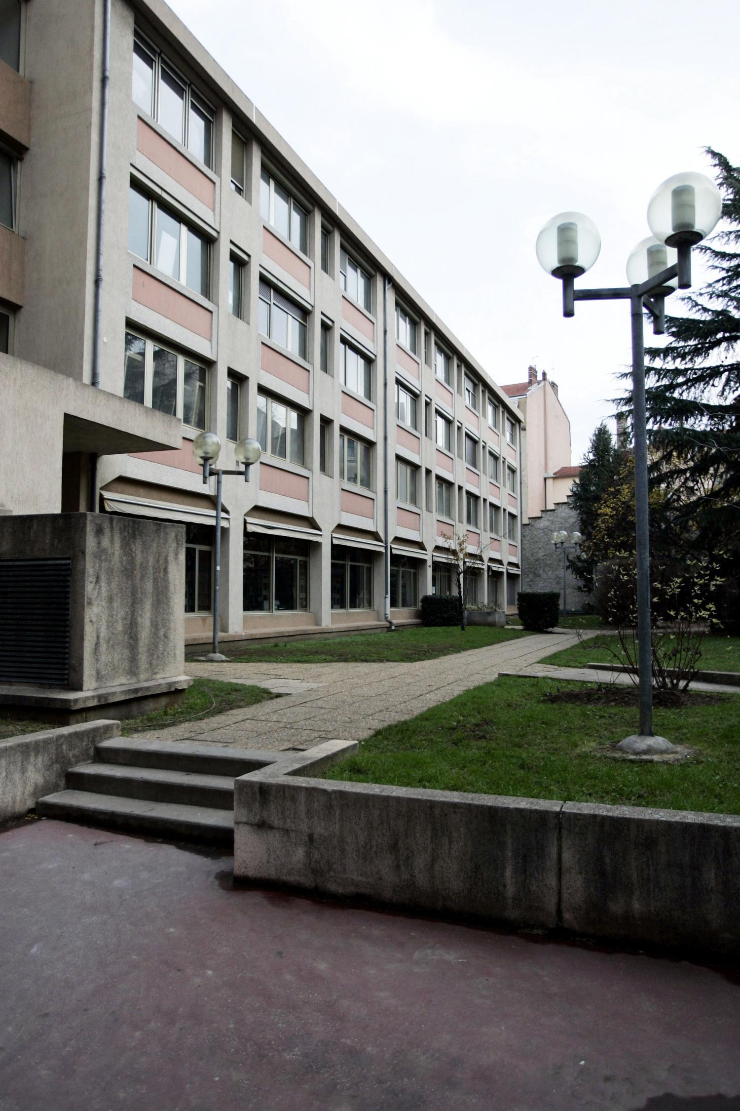 [La bibliothèque de la Croix-Rousse fermée pour travaux]