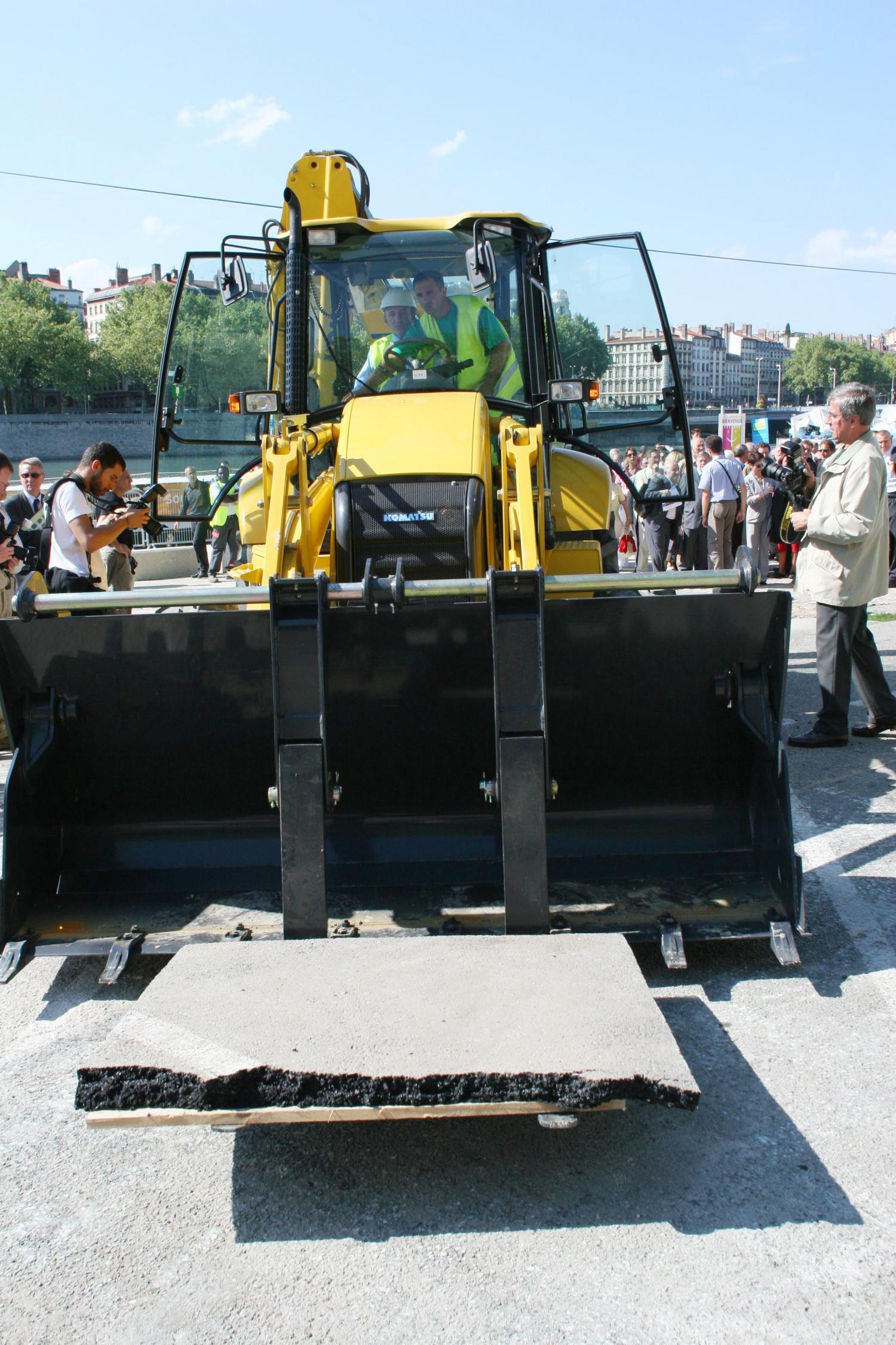 [Les Berges du Rhône à Lyon : début du chantier]