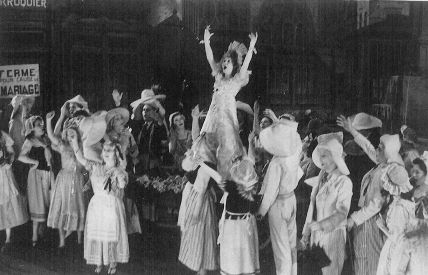 [La Fille de Madame Angot (saison de l'Opéra de Lyon 1943-1944)]