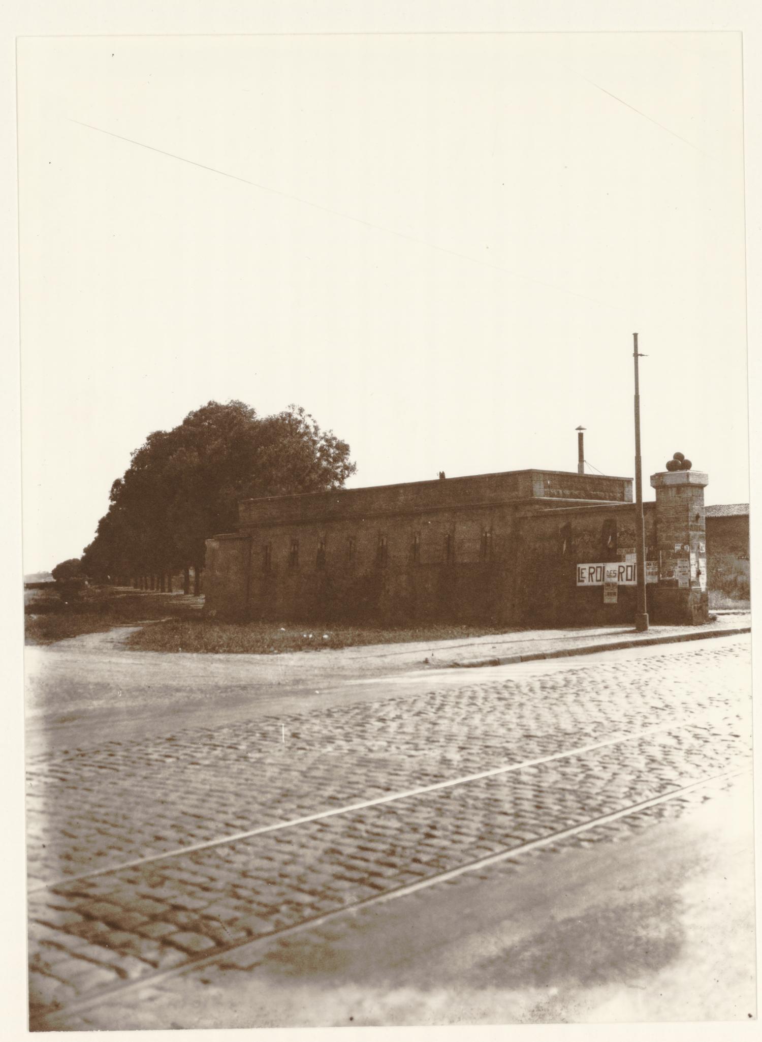 [Anciennes fortifications de la ceinture de Lyon, Villeurbanne, vers 1934]