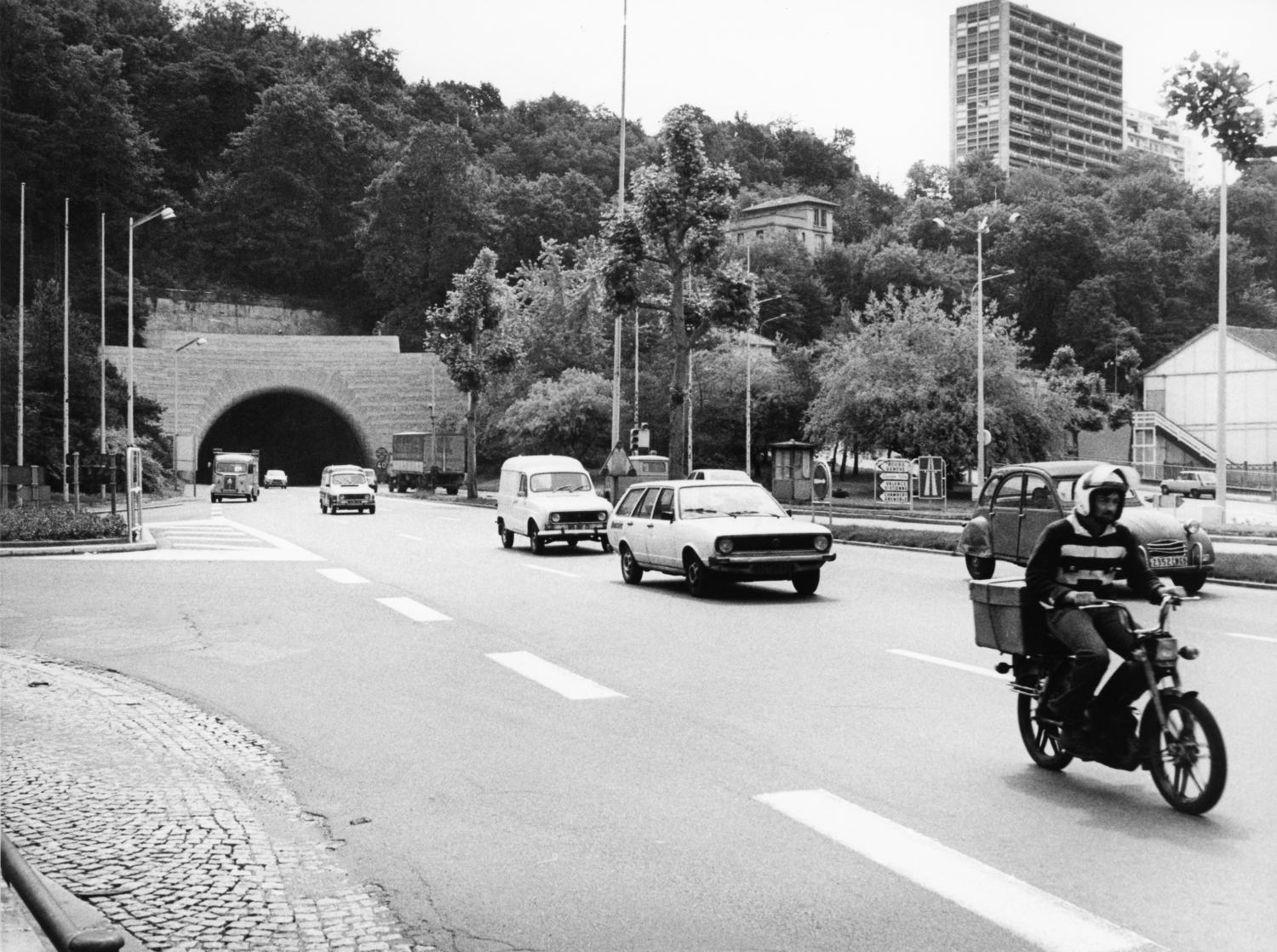 [Tunnel sous la Croix-Rousse]