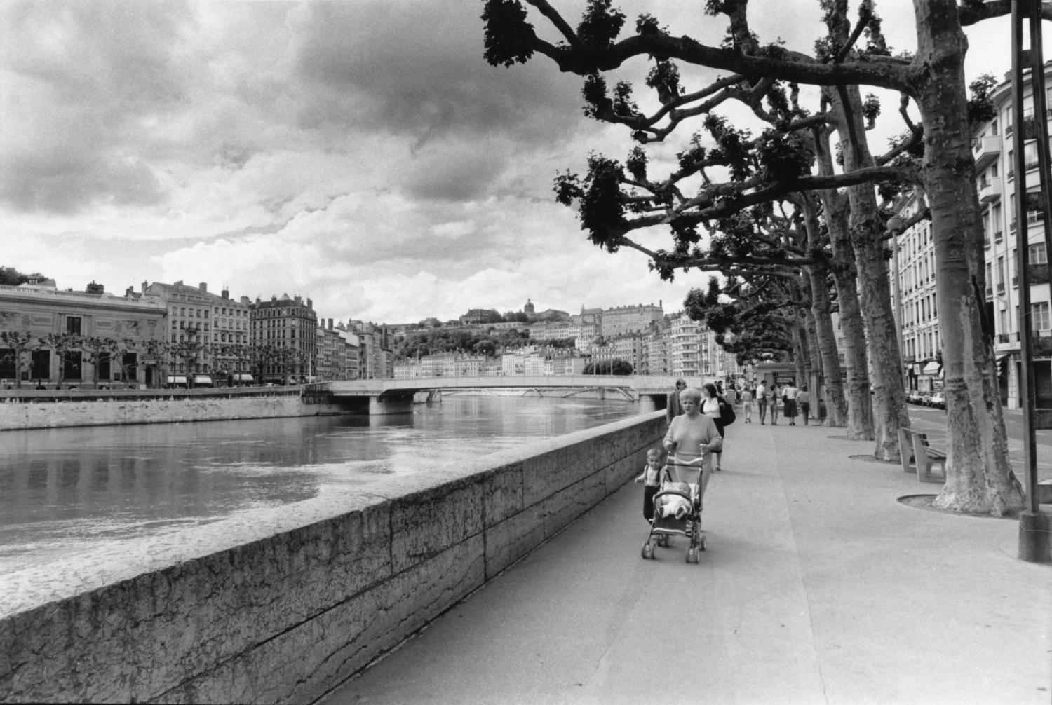 [Le quai de la Pêcherie]