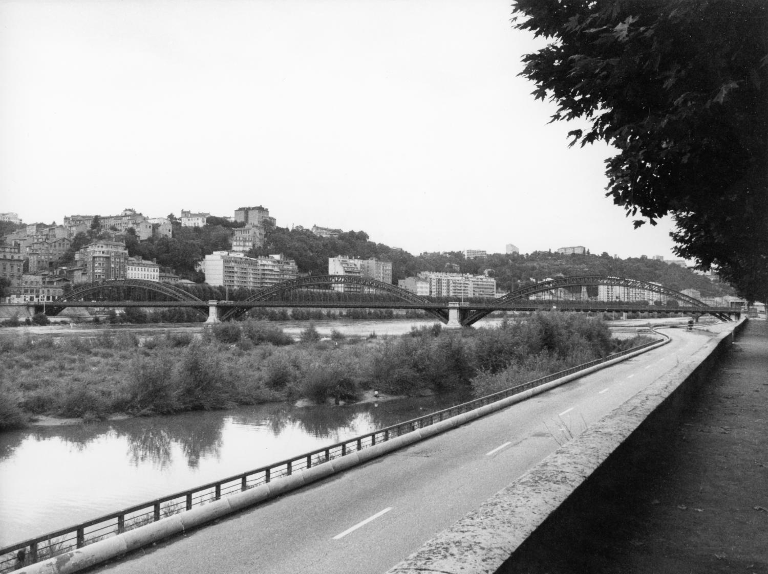 [Pont de la Boucle]