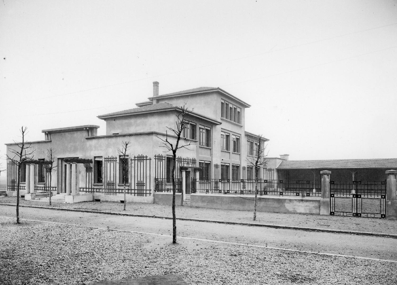 [Ecole Jeanne-d'Arc à Villeurbanne (?)]