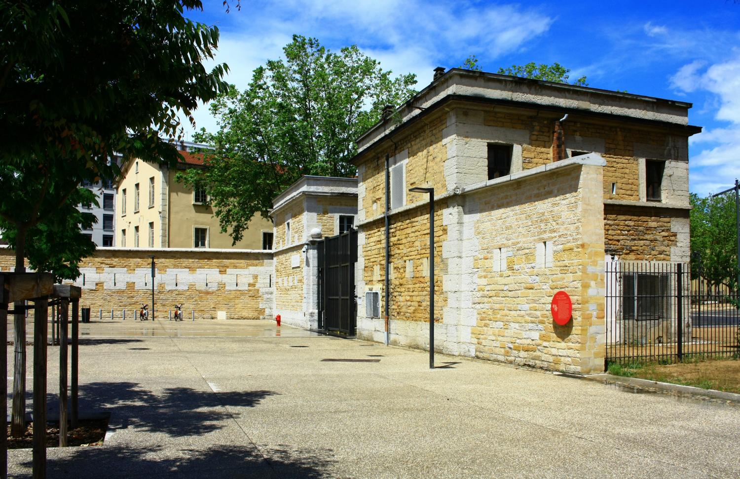 [Parc Sergent Blandan, 7e arrondissement]