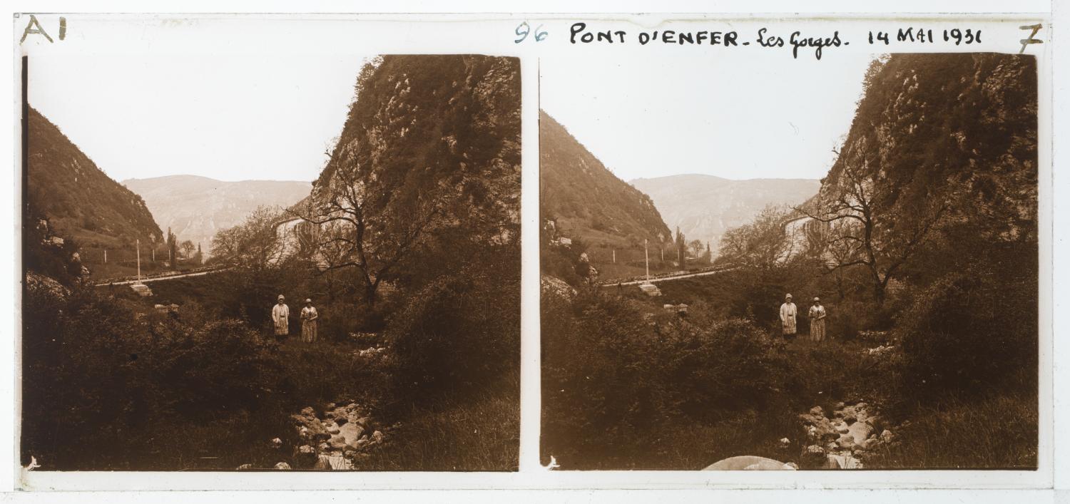 Le pont d'Enfer, les gorges