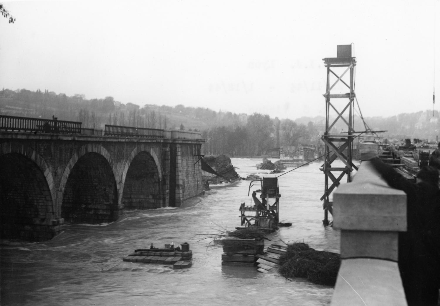 Viaduc sur le Rhône