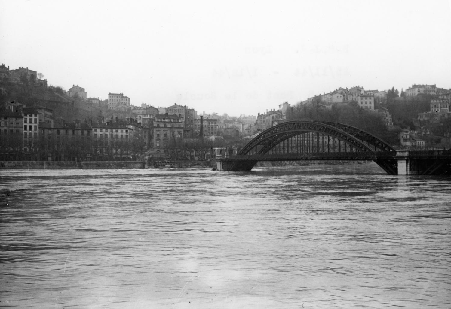Pont de la Boucle sur le Rhône