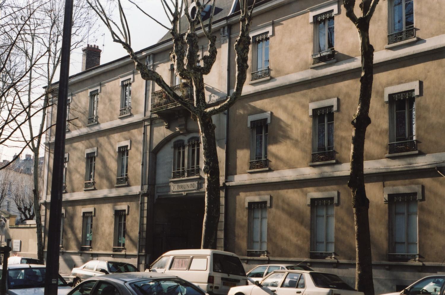 3, rue Roger-Salengro