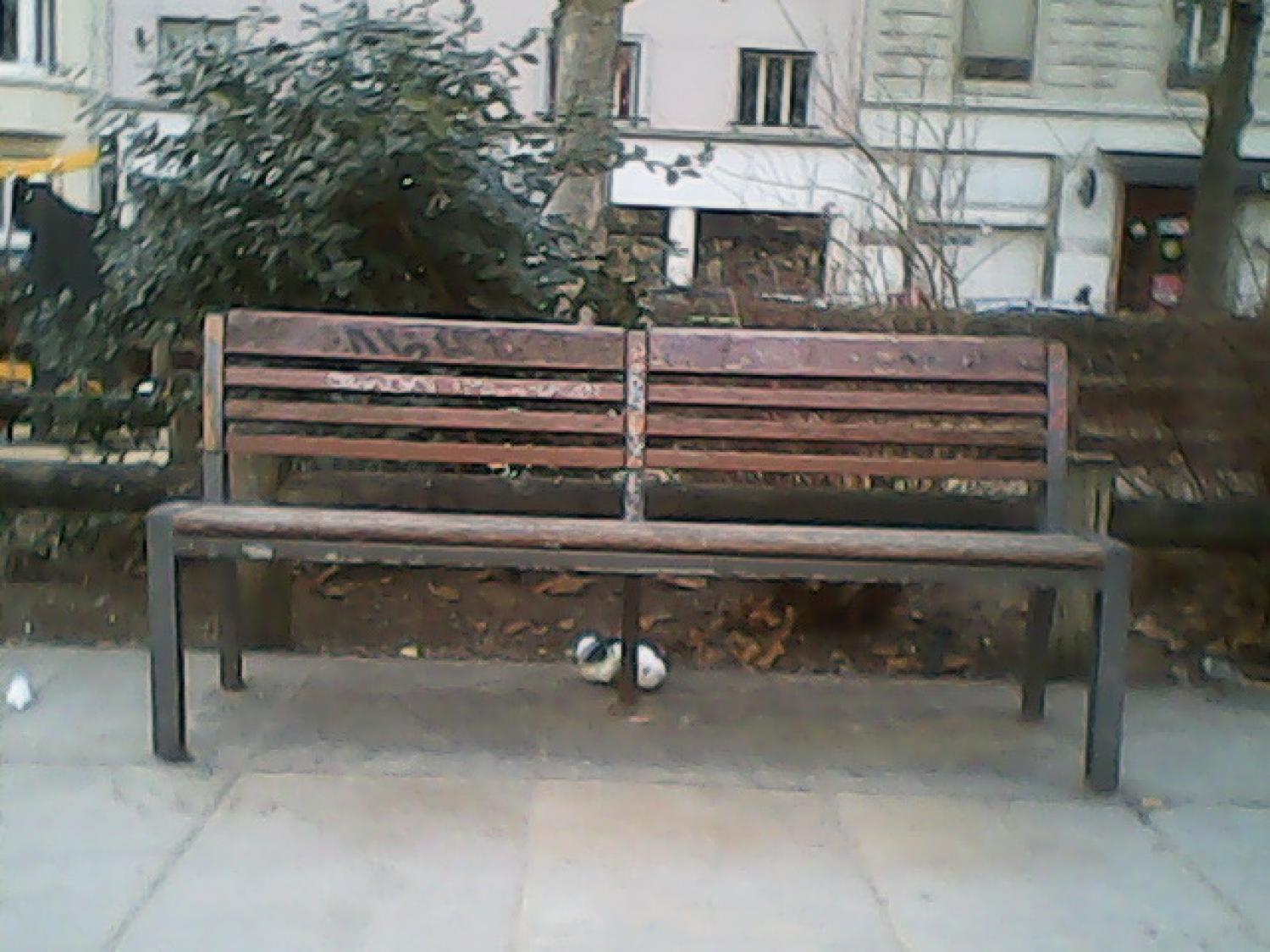 "Un banc non respecté"