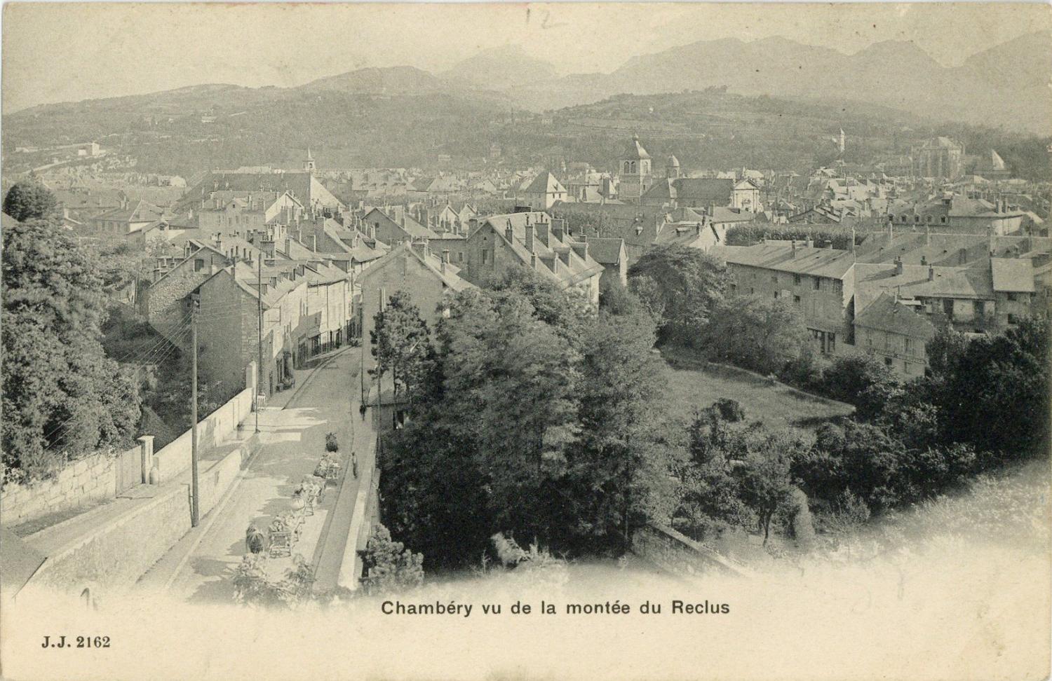 Chambéry vu de la montée du reclus.