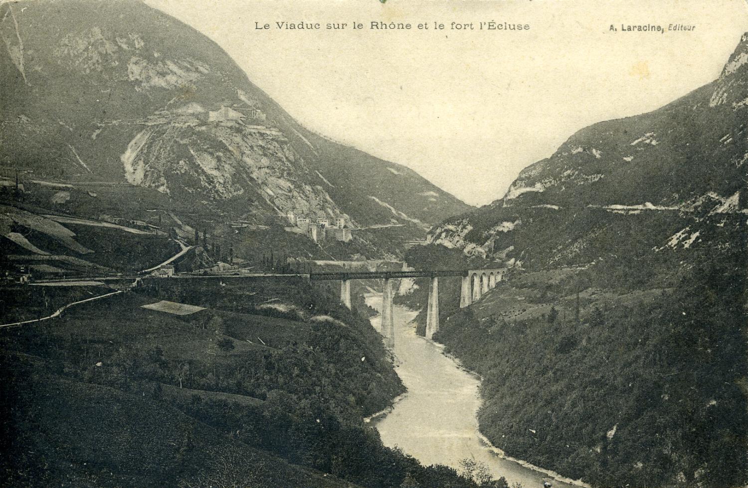 Le Viaduc sur le Rhône et le fort l'Ecluse.