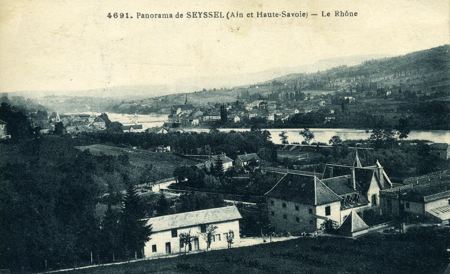 Panorama de SEYSSEL (Ain et Haute-Savoie) - Le Rhône