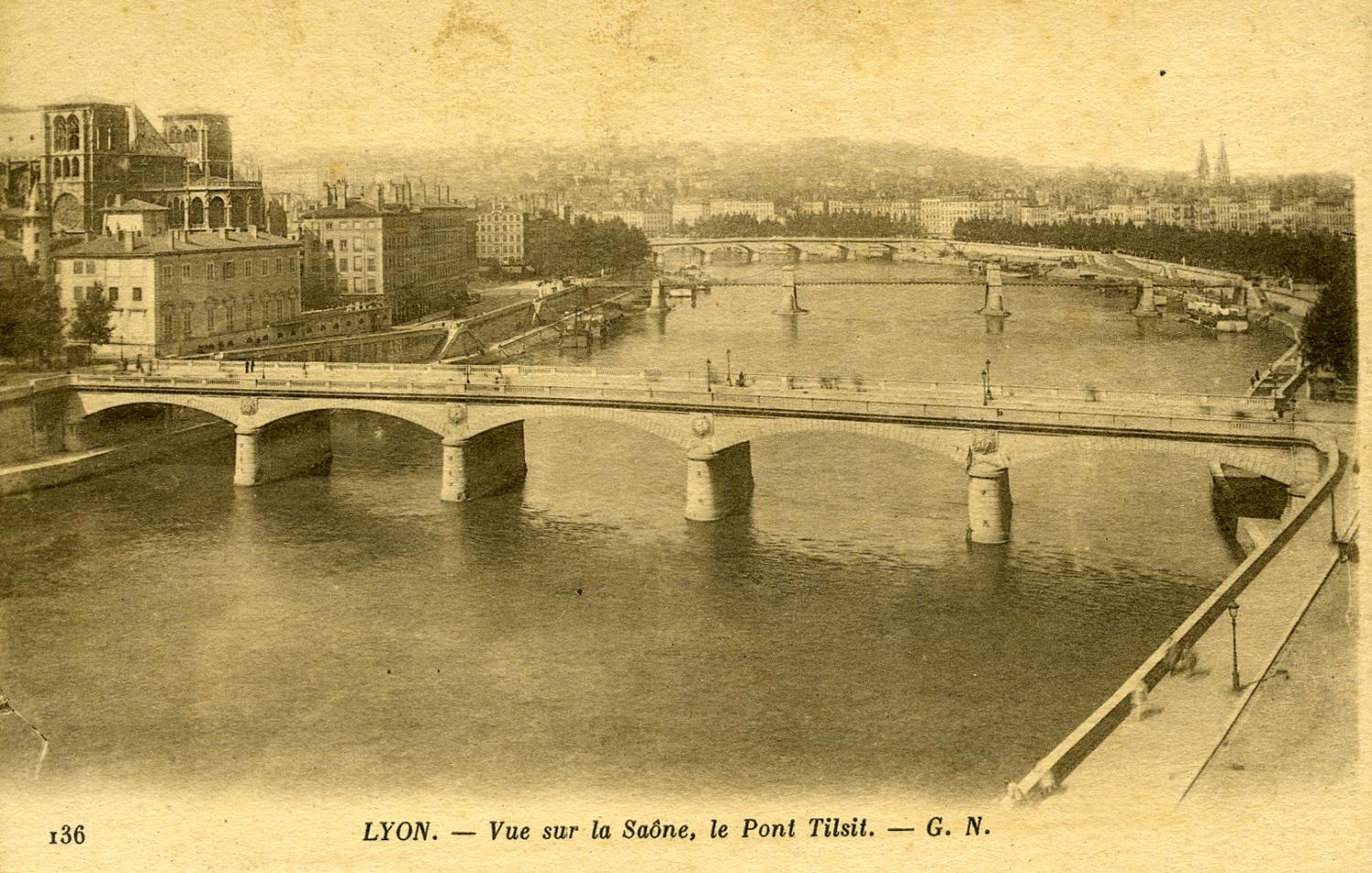 Lyon. - Vue sur la Saône, le Pont Tilsit.