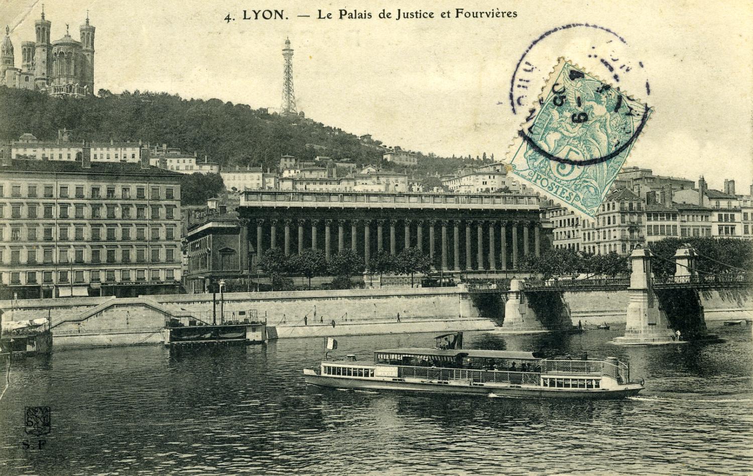 Lyon - Le Palais de Justice et Fourvières