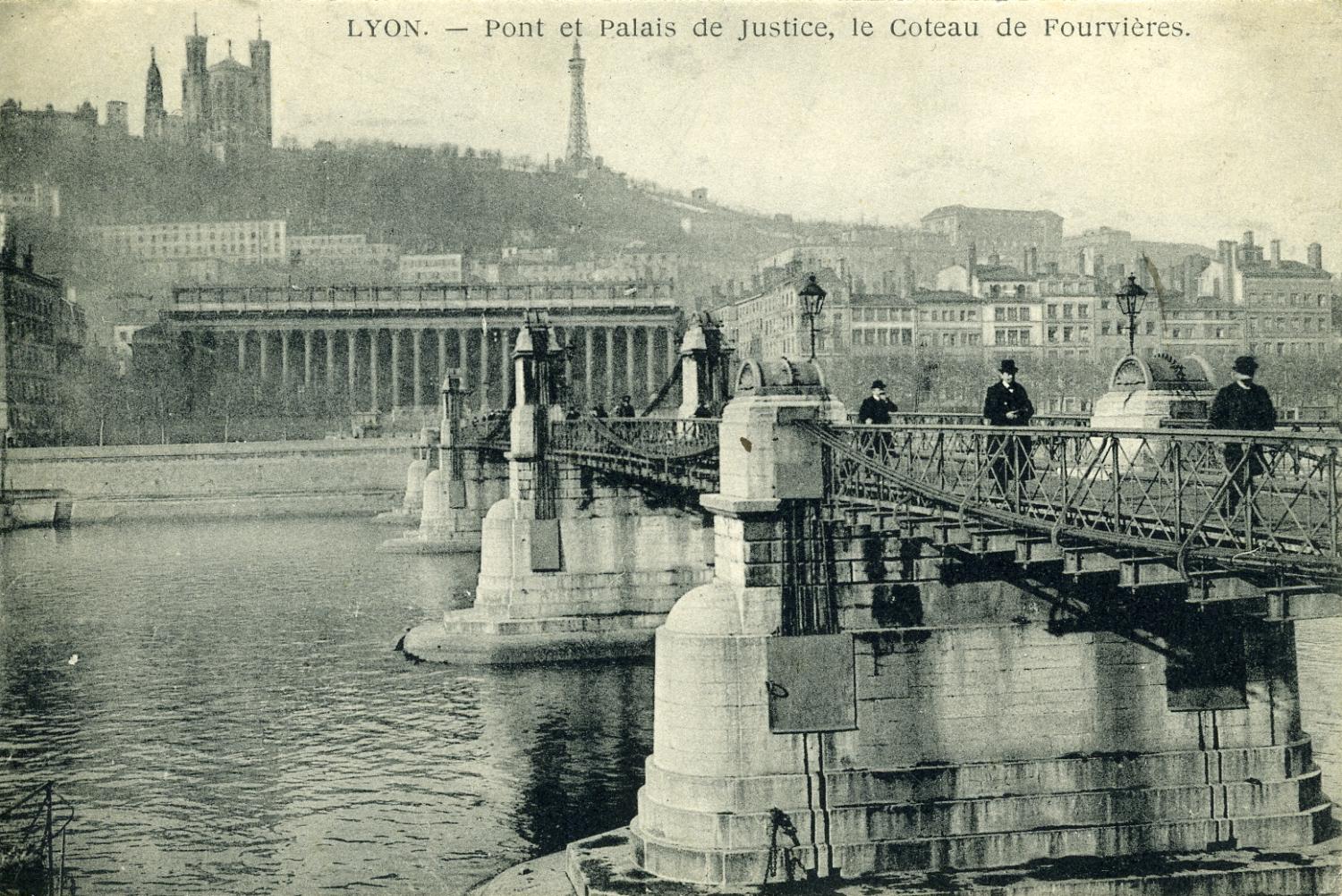 Lyon. -  Pont et Palais de Justice, le Coteau de Fourvières.
