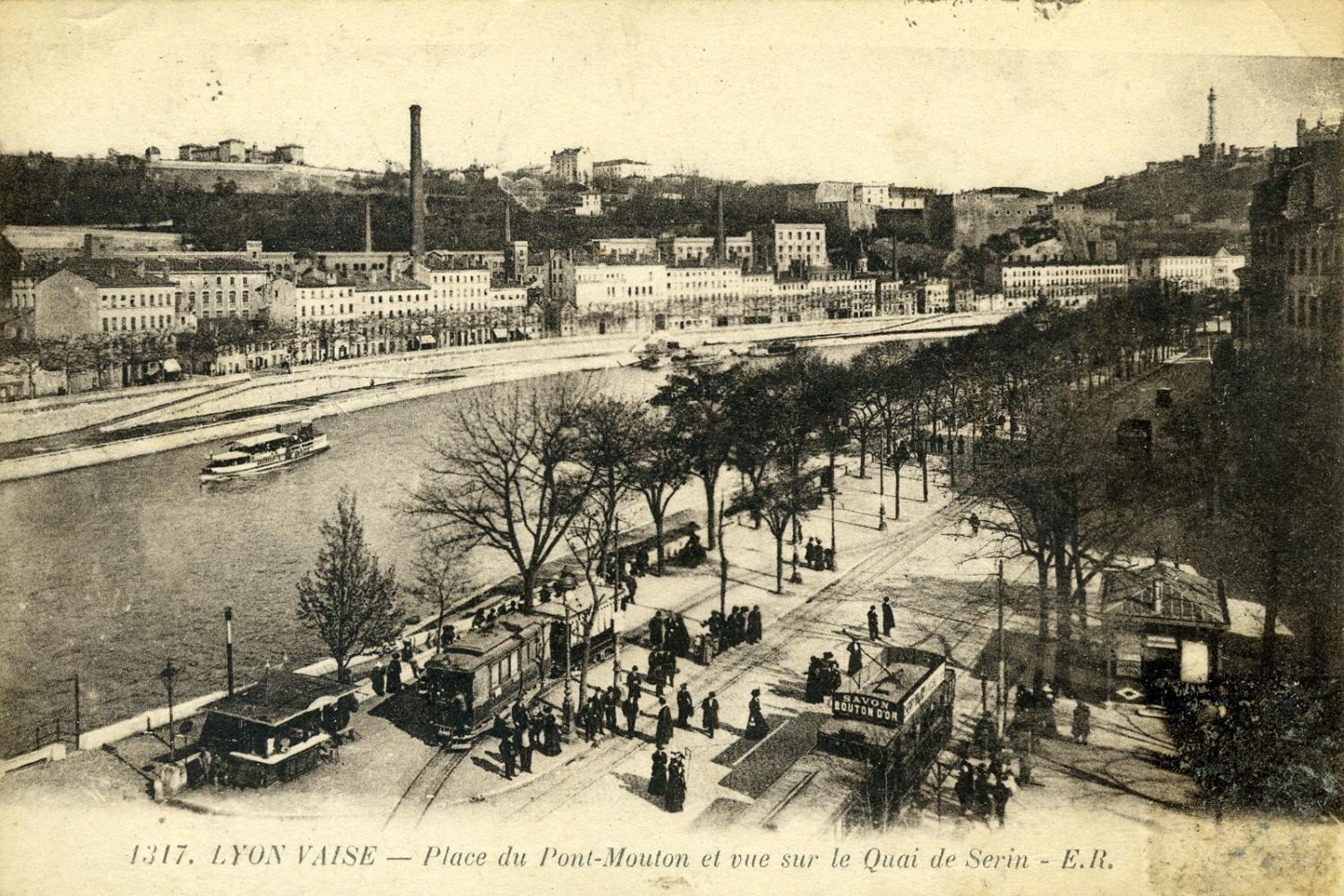 Lyon Vaise - Place du Pont-Mouton et vue sur le Quai Serin