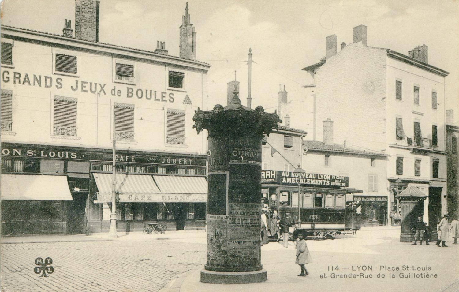 Lyon : Place St-Louis et Grande-Rue de la Guillotière.