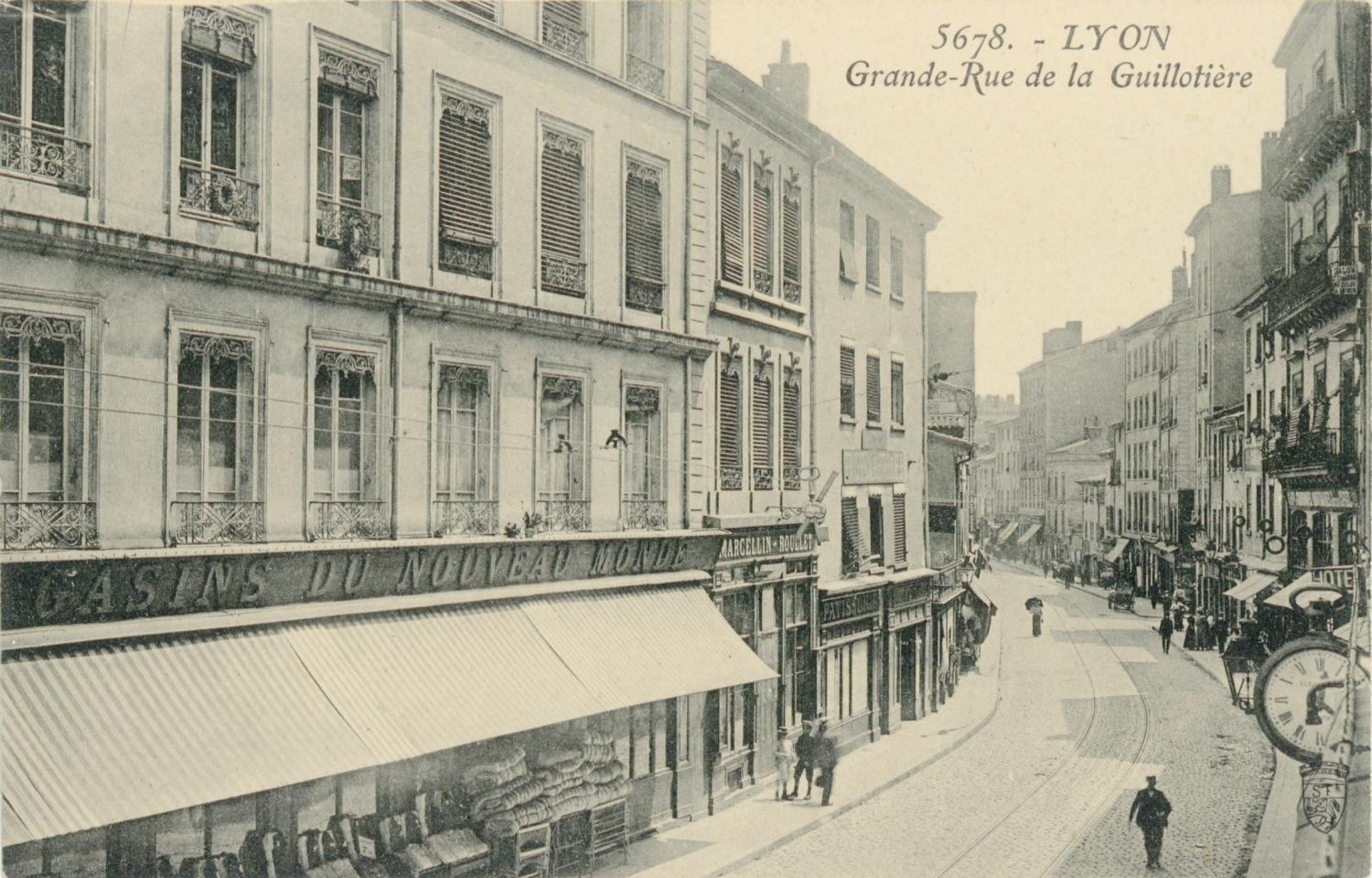 Lyon : Grande-Rue de la Guillotière.