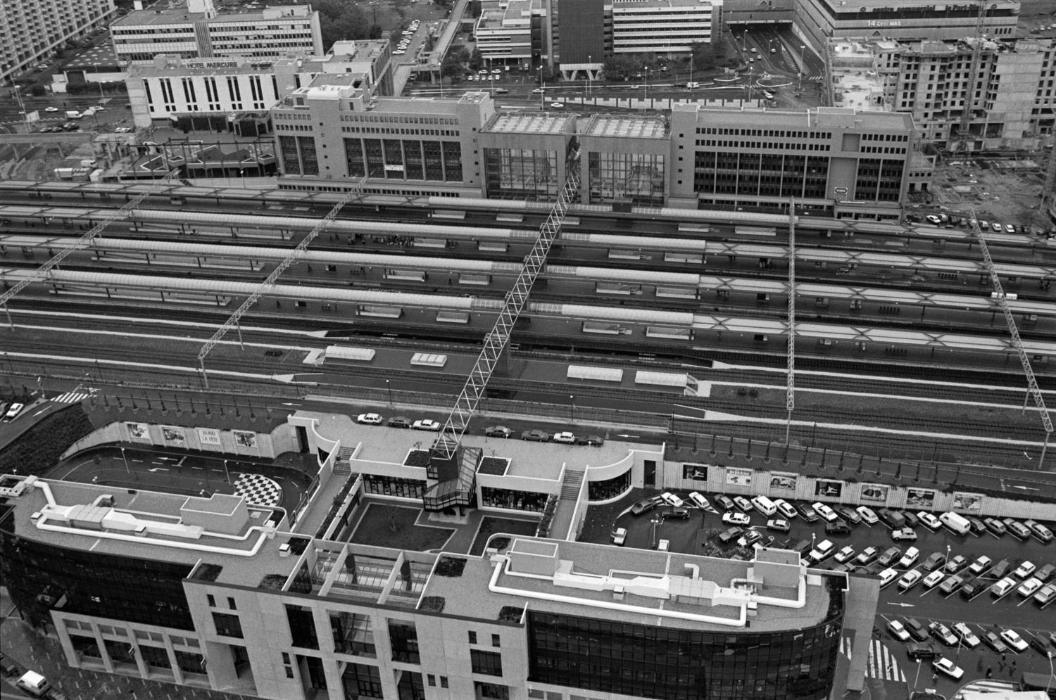 [Lyon vu du ciel. Vue aérienne, juin 1984]