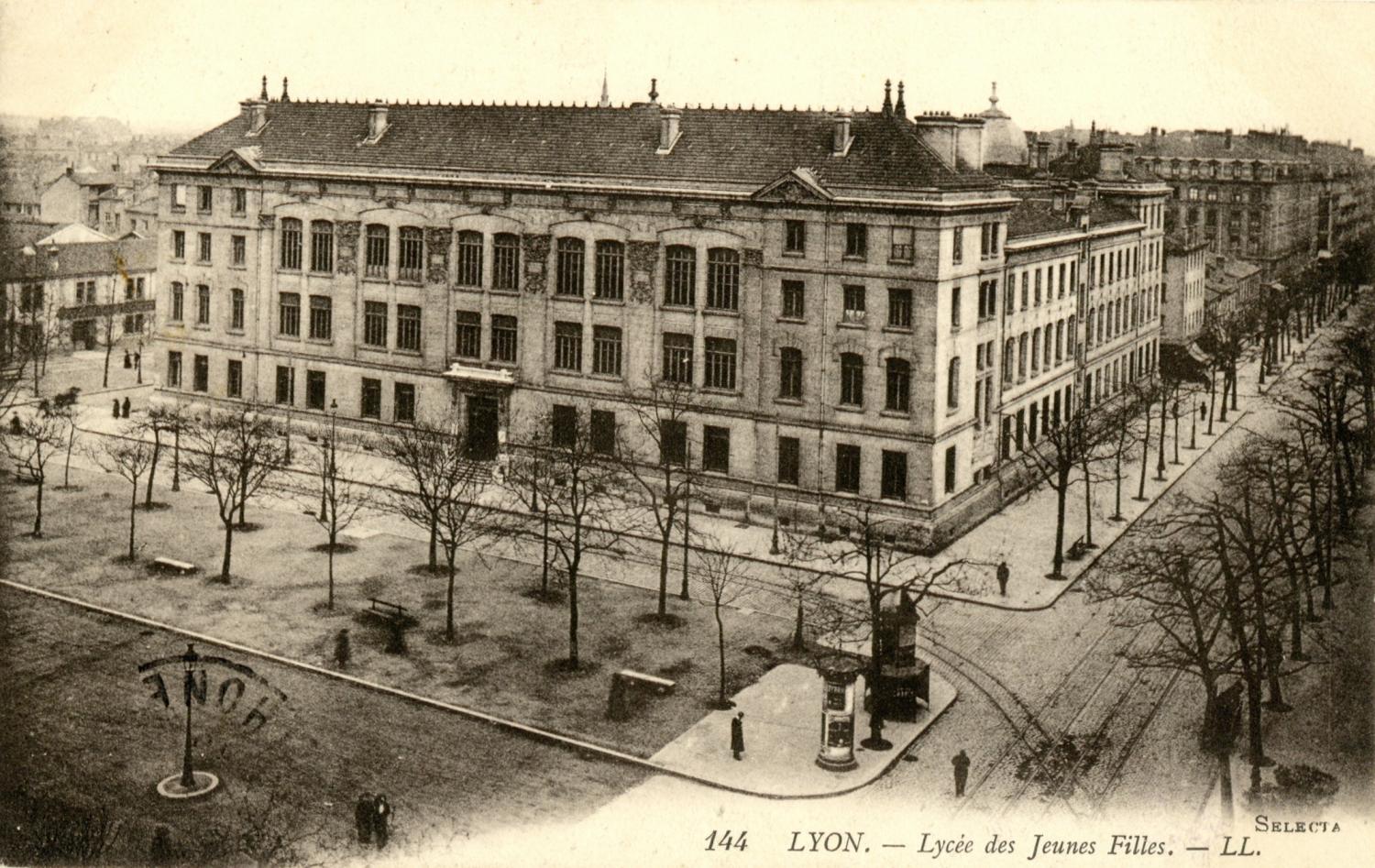 Lyon : Lycée des Jeunes Filles.