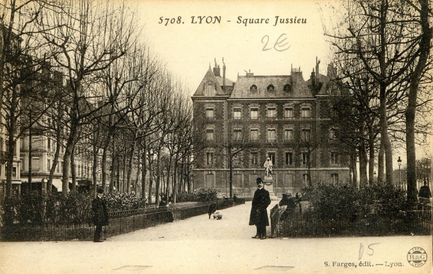 Lyon : Square Jussieu