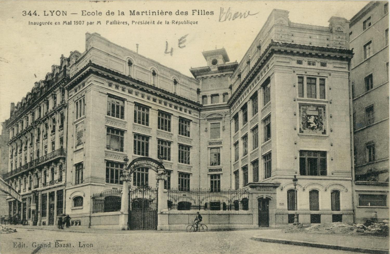 Lyon : Ecole de la Martinière des Filles.