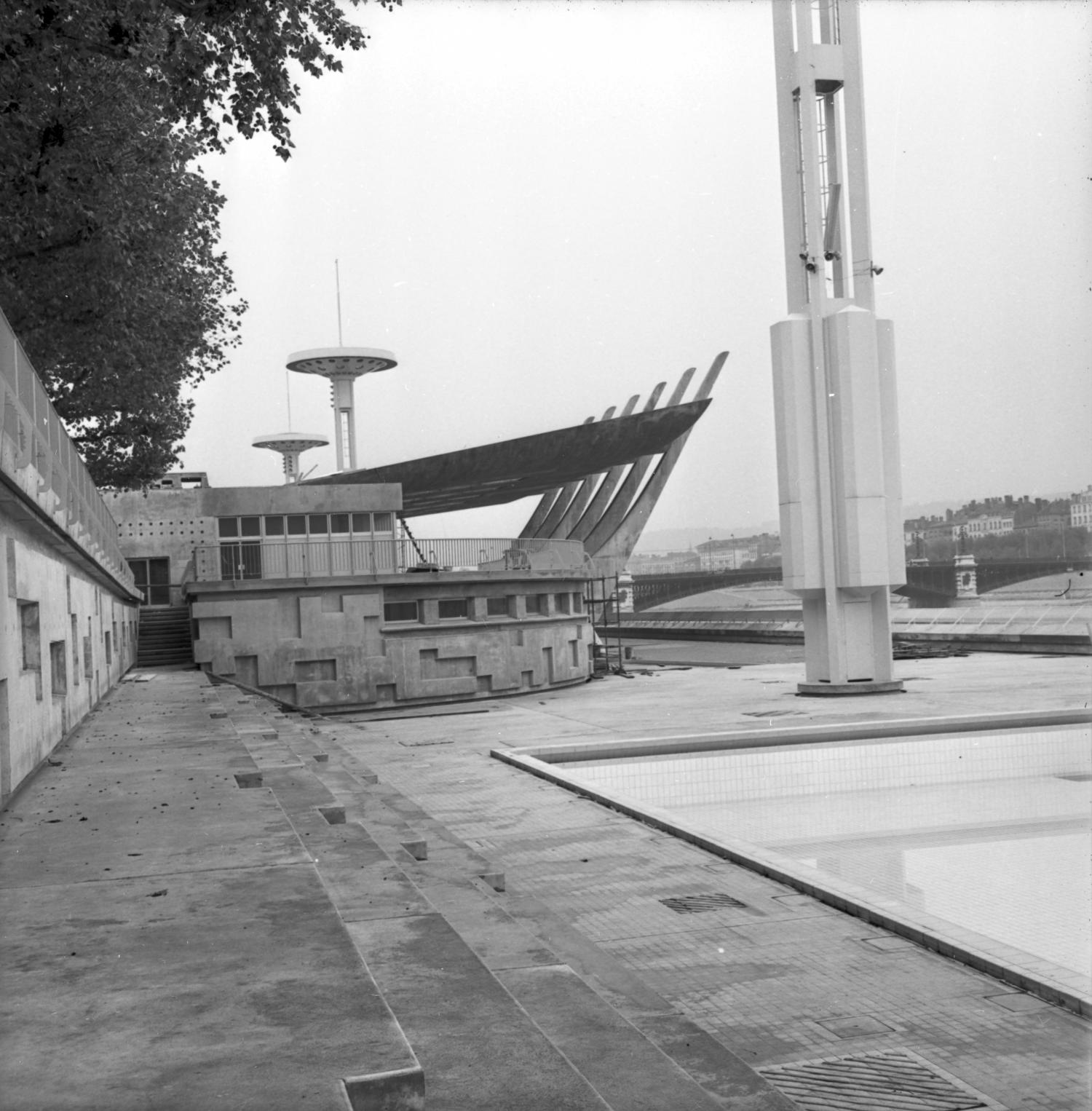 Bassin nautique en construction