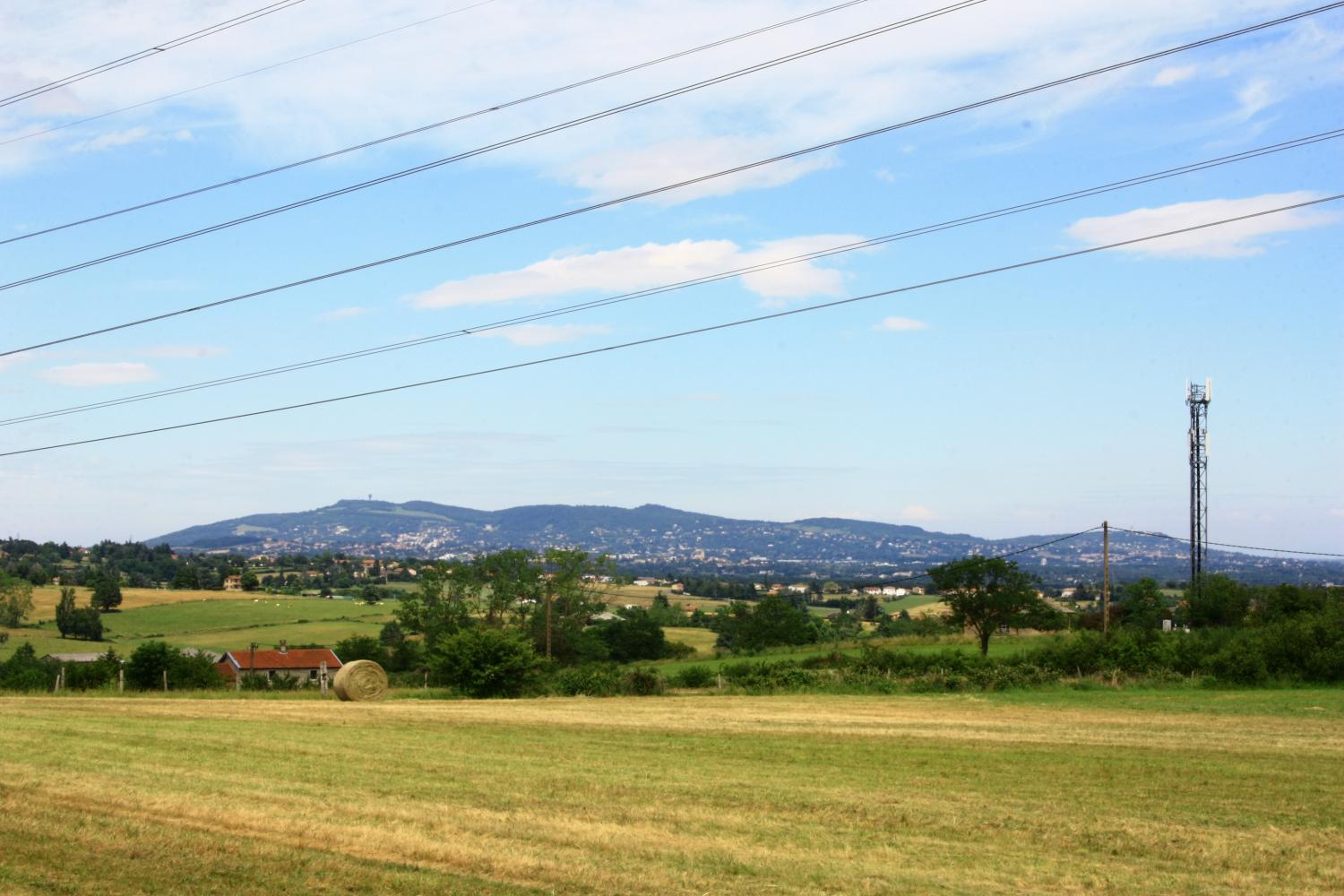 [Croix des Brosses, vue sur les Monts-d'Or, Grézieu-la-Varenne]