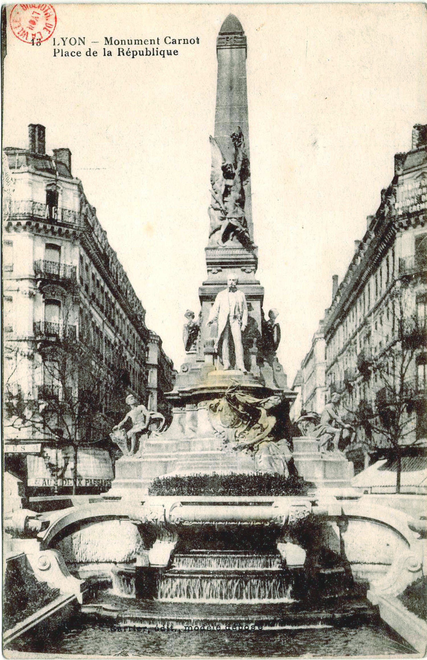 Lyon : Monument Carnot ; Place de la République