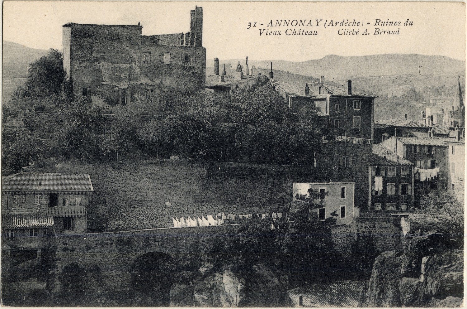 Annonay (Ardèche) - Ruines du Vieux Château