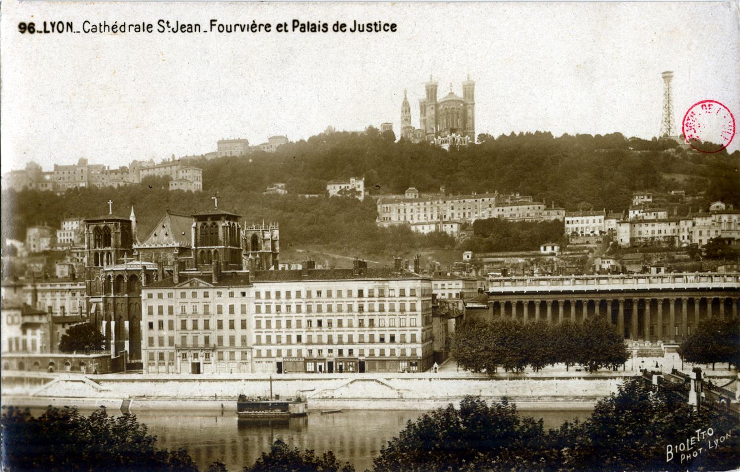 Lyon : Cathédrale Saint-Jean ; Fourvière et Palais de Justice