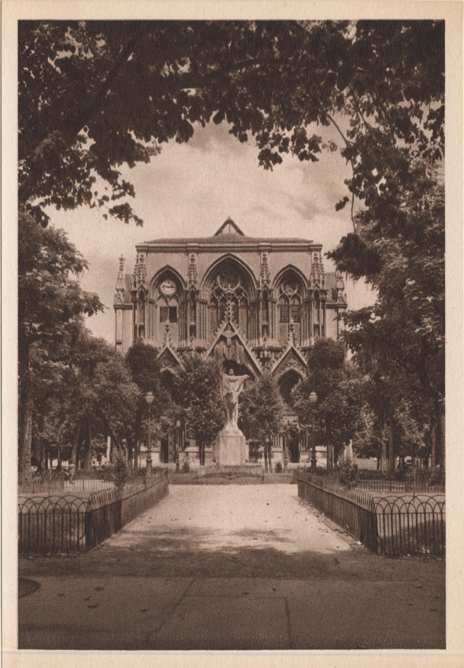 Lyon : Église de la Rédemption ; La façade