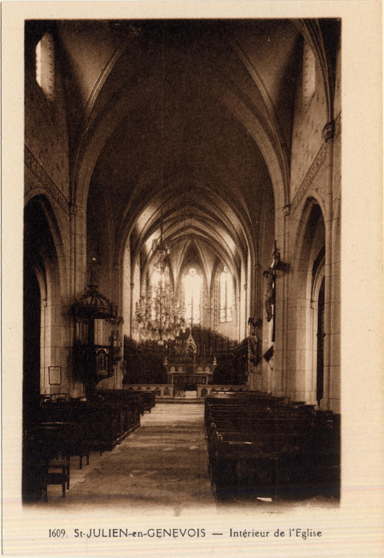 St-Julien-en-Genevois (Hte-Savoie) : Intérieur de l'Eglise