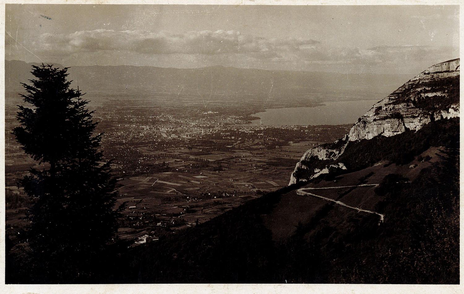 Le Salève : Route de la Croisette et vue sur Genève